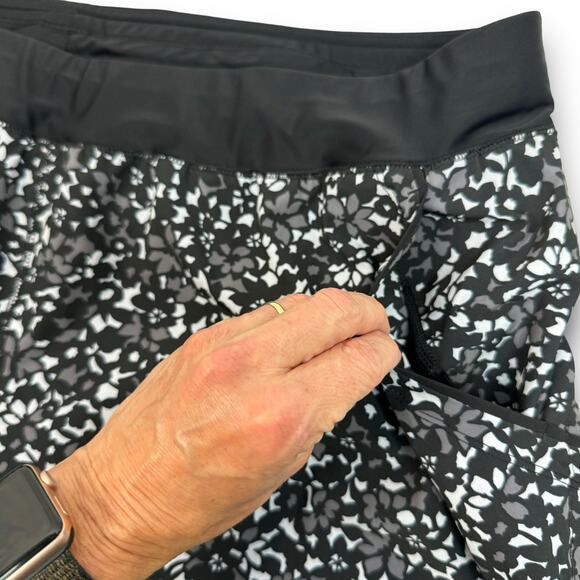 Lands End Womens Thigh Minimizer Quick Dry Swim Shorts Built In Briefs Size 26W - Picture 3 of 6